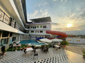 HOTEL DEL REY